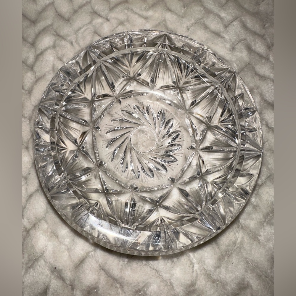 Crystal Ash Tray - Picture 3 of 5